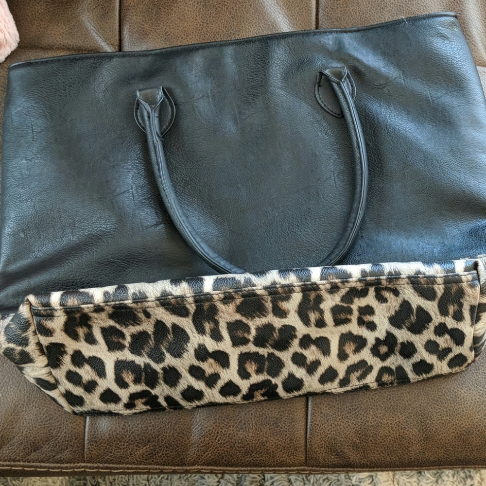 DSW Leopard print leather tote